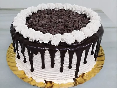 Pastís de xocolata líquida