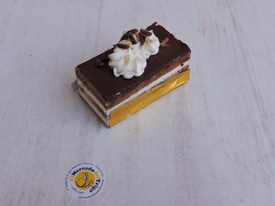 Pastel de Chocolate e Nata