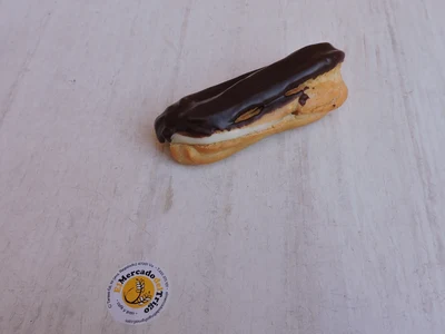 Petit Choux de chocolate