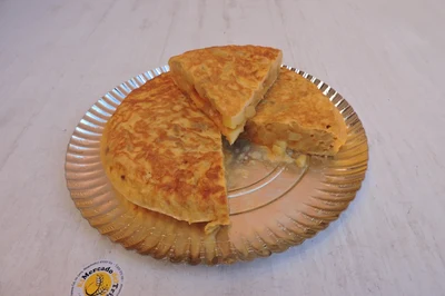Patata-tortilla tipularekin