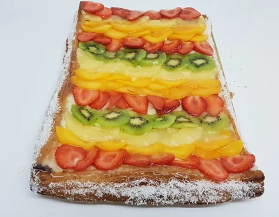 Tarta de Hojaldre con Frutas
