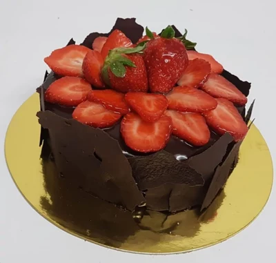 Tarta de Chocolate y Fresas