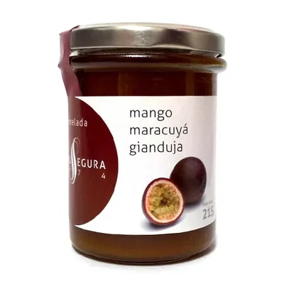 Melmelada de mango, fruita de la passió i gianduja